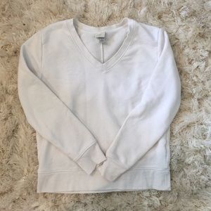 V-Neck White Sweatshirt Sweater ☁️
